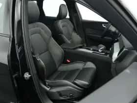 Volvo XC60 (2025) thumbnail 10