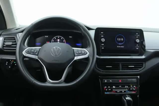 Volkswagen T-Cross (2025) thumbnail 4