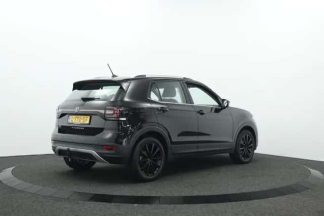 Volkswagen T-Cross (2021) thumbnail 2