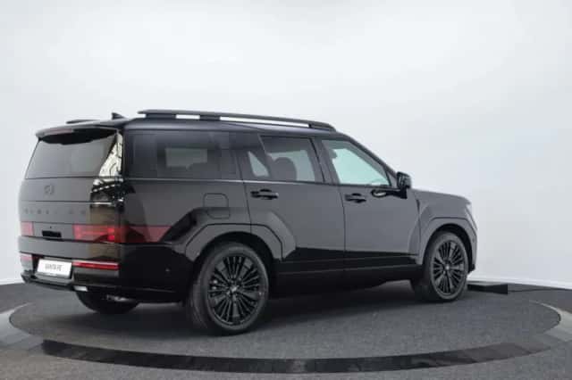 Hyundai Santa Fe (2026) thumbnail 2