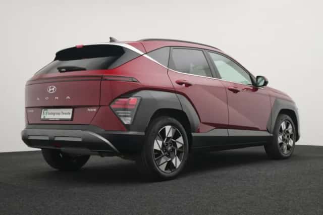 Hyundai Kona (2025) thumbnail 2