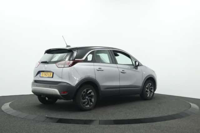 Opel Crossland X (2020) thumbnail 2
