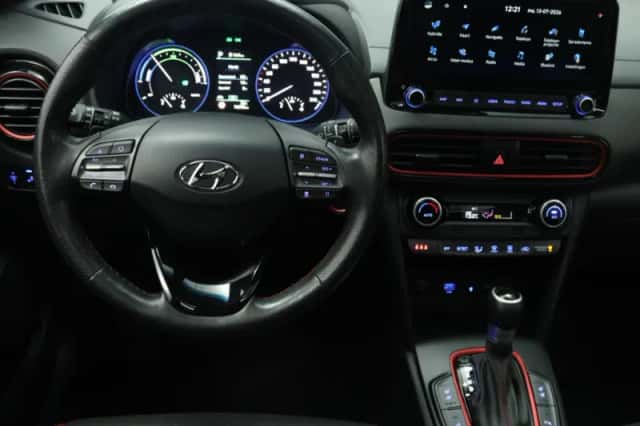 Hyundai Kona (2020) thumbnail 4