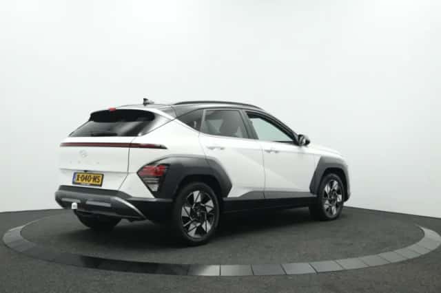 Hyundai Kona (2024) thumbnail 2