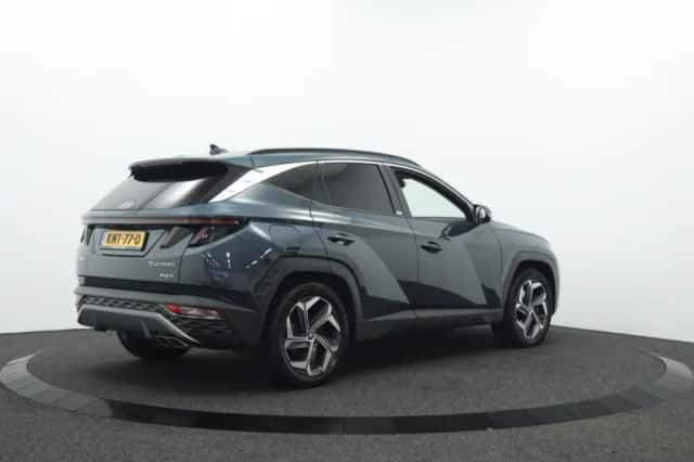 Hyundai Tucson (2021) thumbnail 2