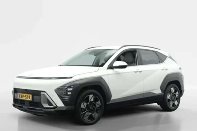 Hyundai Kona (2025) thumbnail 1