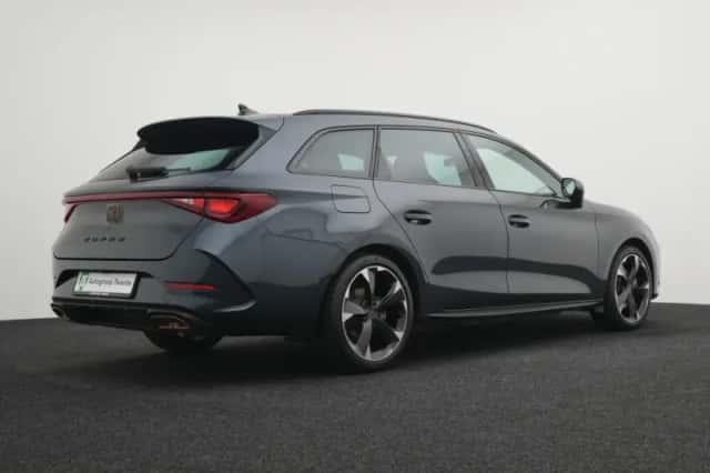 CUPRA Leon Sportstourer (2024) thumbnail 2