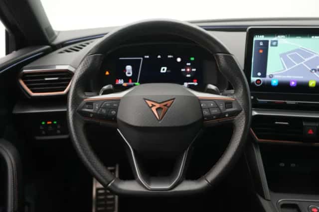 CUPRA Leon Sportstourer (2024) thumbnail 3