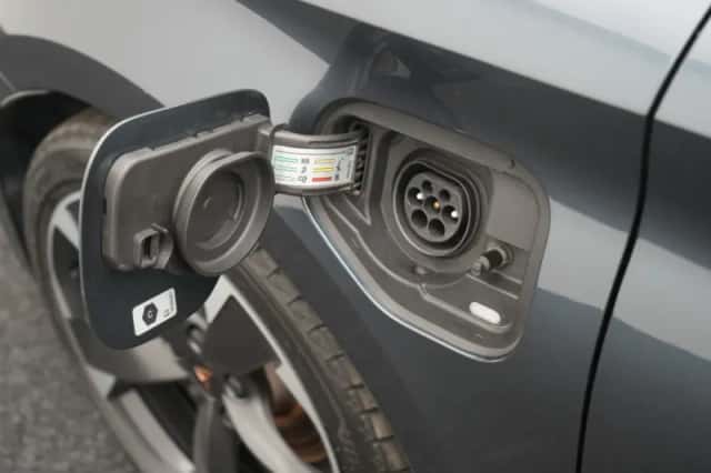 CUPRA Leon Sportstourer (2024) thumbnail 4