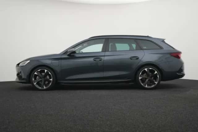 CUPRA Leon Sportstourer (2024) thumbnail 6