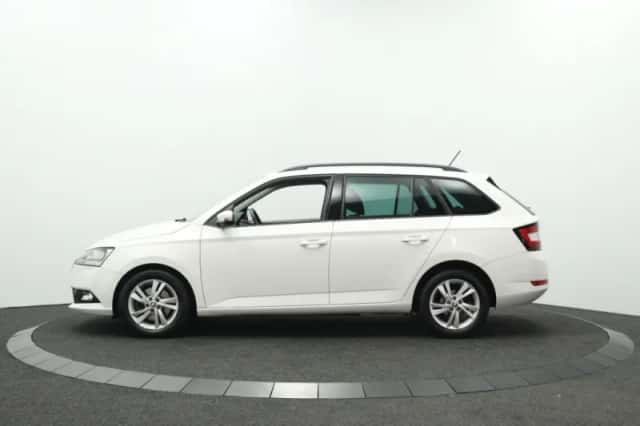 Škoda Fabia (2022) thumbnail 6