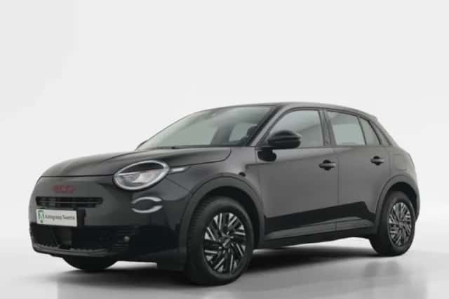 Fiat 600e (2024) thumbnail 1