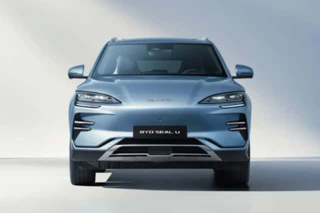 BYD Seal (2026) thumbnail 1