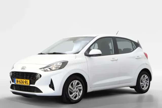 Hyundai i10 (2022) thumbnail 1