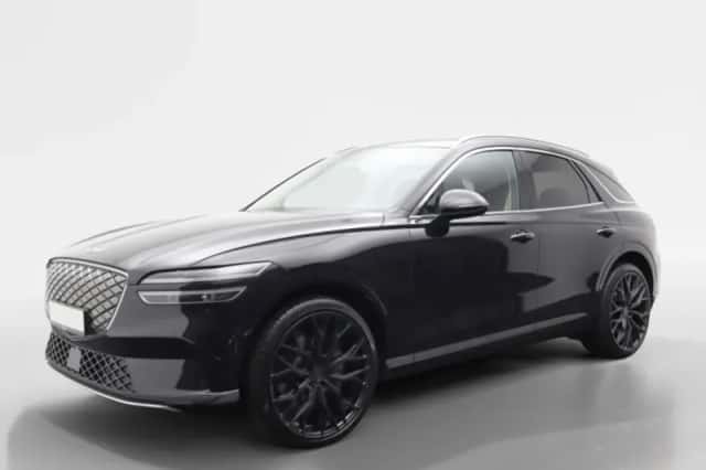 Genesis GV70 (2022) thumbnail 1