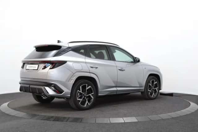Hyundai Tucson (2025) thumbnail 2
