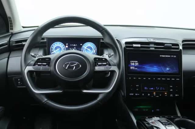 Hyundai Tucson (2024) thumbnail 3
