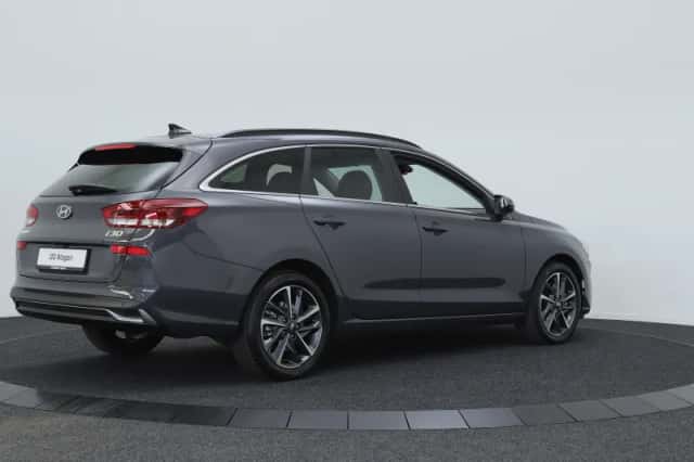 Hyundai i30 (2026) thumbnail 2