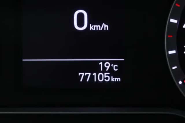 Hyundai i10 (2023) thumbnail 4