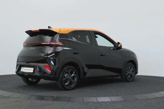 BYD Dolphin (2026) thumbnail 2