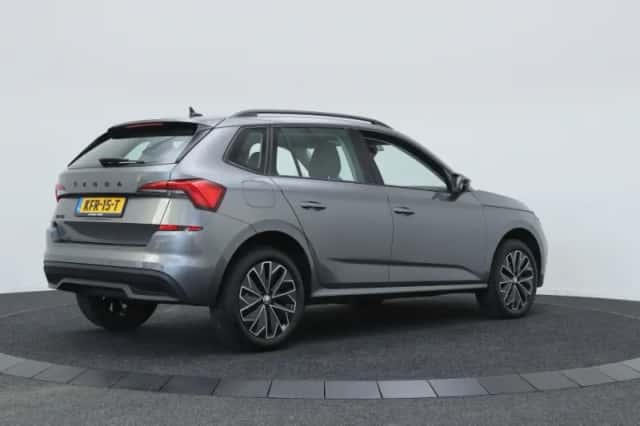 Škoda Kamiq (2023) thumbnail 2