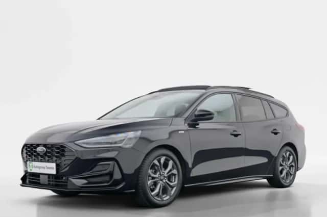 Ford Focus (2023) thumbnail 1