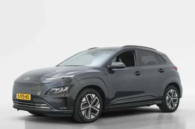 Hyundai Kona (2021) thumbnail 1