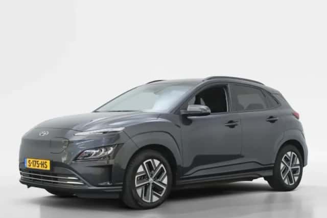 Hyundai Kona (2021) thumbnail 1
