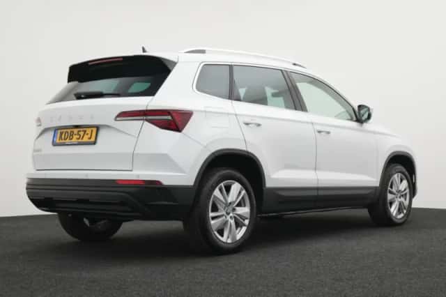 Škoda Karoq (2025) thumbnail 2