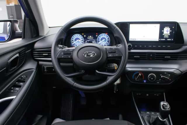 Hyundai i20 (2022) thumbnail 3