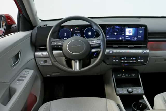Hyundai Kona (2025) thumbnail 3