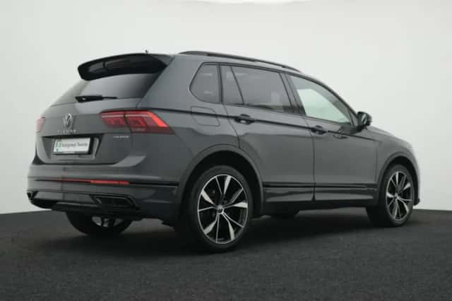 Volkswagen Tiguan (2022) thumbnail 2