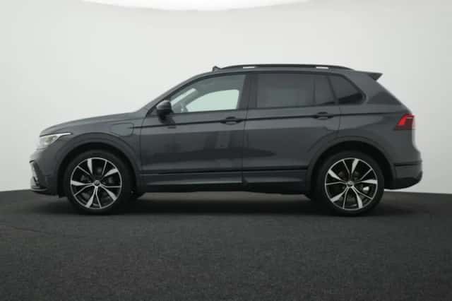 Volkswagen Tiguan (2022) thumbnail 6
