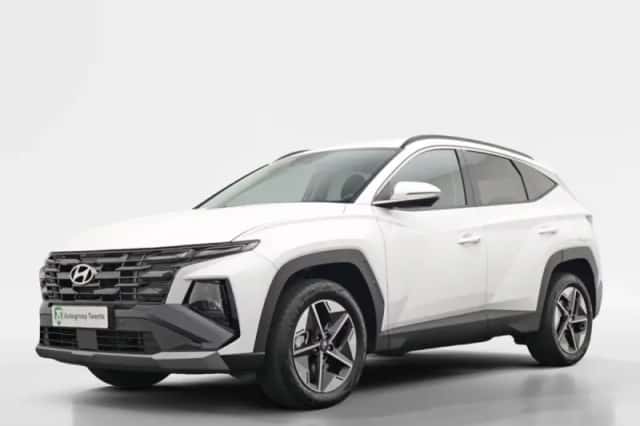 Hyundai Tucson (2024) thumbnail 1
