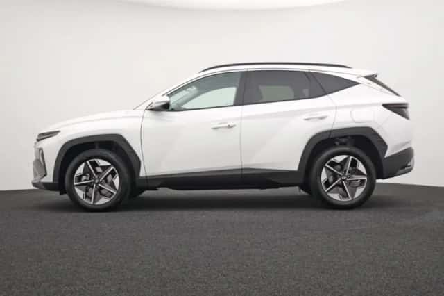 Hyundai Tucson (2024) thumbnail 6
