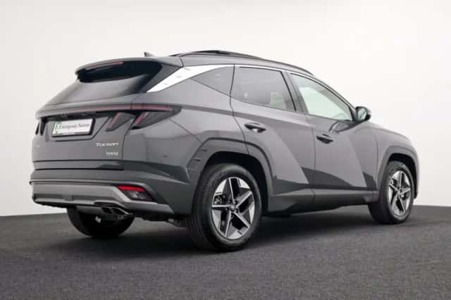 Hyundai Tucson (2025) thumbnail 2