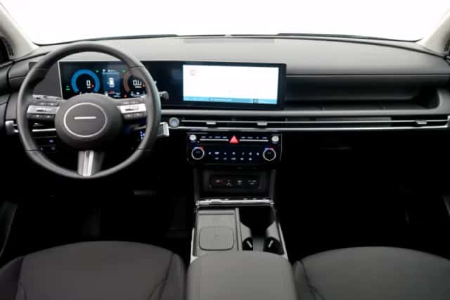 Hyundai Tucson (2025) thumbnail 3