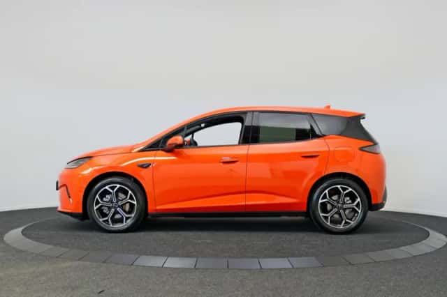 BYD Dolphin (2026) thumbnail 6