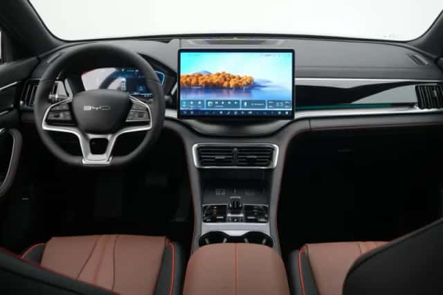 BYD Seal U (2026) thumbnail 3