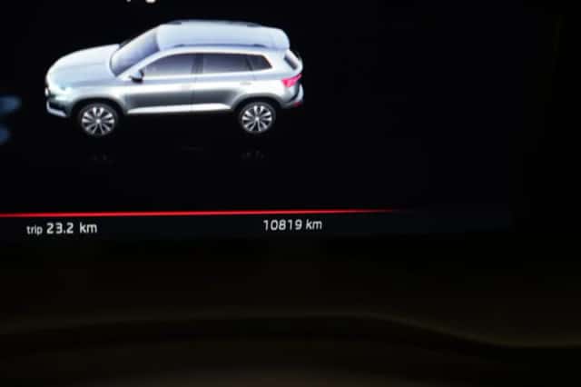 Škoda Karoq (2025) thumbnail 4