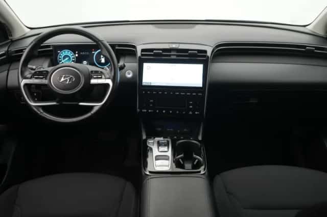 Hyundai Tucson (2021) thumbnail 3