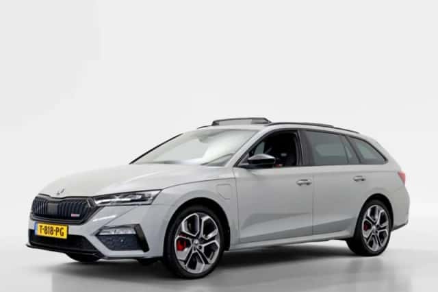 Škoda Octavia (2021) thumbnail 1