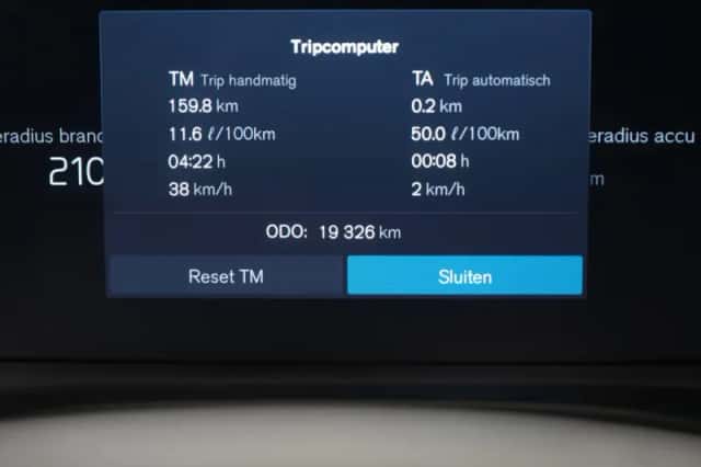 Volvo XC60 (2025) thumbnail 4