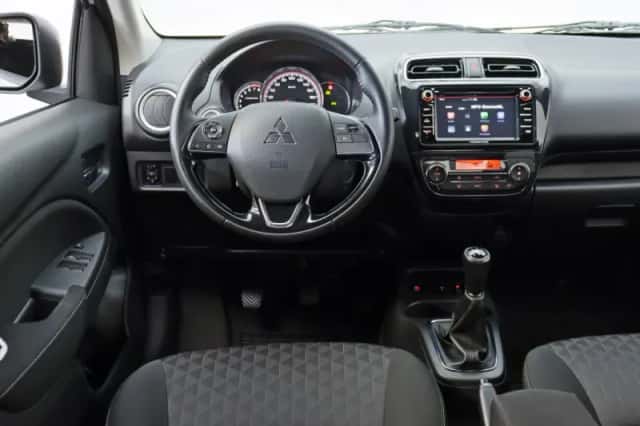 Mitsubishi Space Star (2020) thumbnail 3