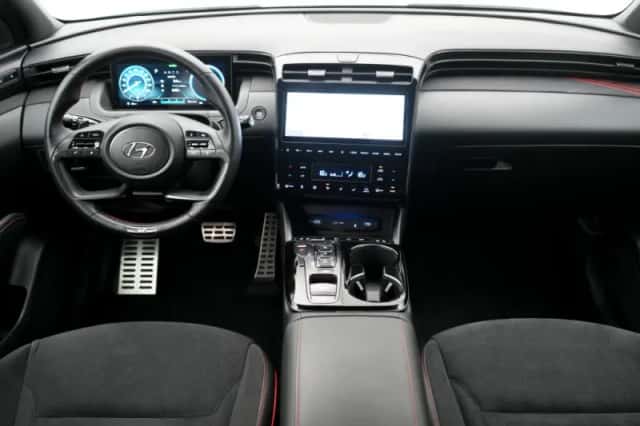 Hyundai Tucson (2021) thumbnail 3