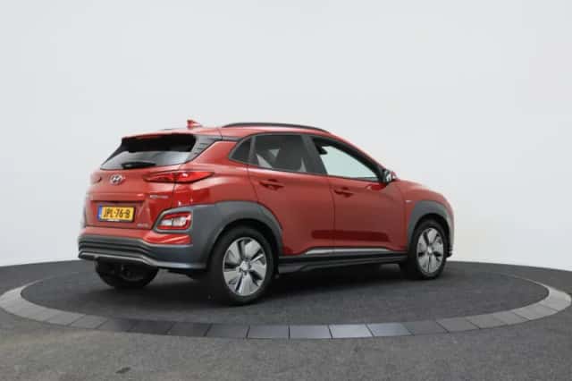 Hyundai Kona (2020) thumbnail 2