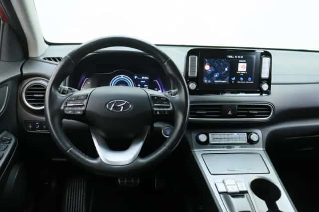 Hyundai Kona (2020) thumbnail 3
