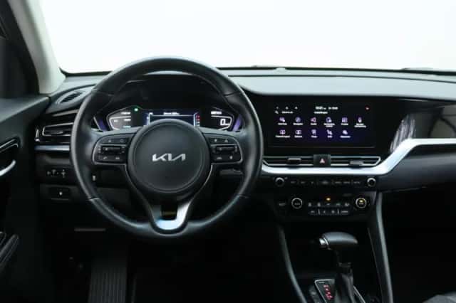 Kia Niro (2022) thumbnail 3