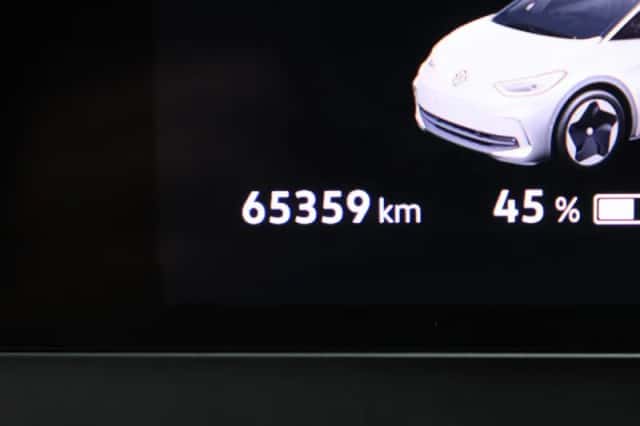 Volkswagen ID.3 (2024) thumbnail 4