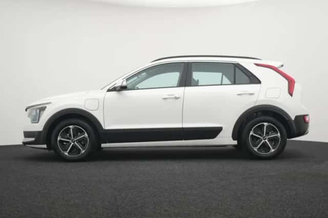 Kia Niro (2025) thumbnail 6
